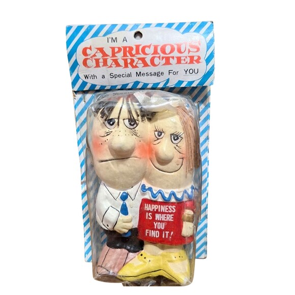 Vintage Enesco Japan Couple Figure Happiness is Where You Find It NIB Valentines - Picture 1 of 11